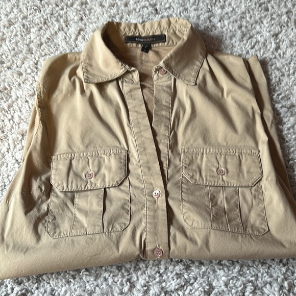 BCBGMAXAZRIA Women’s Tan Button Down Shirt Size Small - Picture 3 of 6